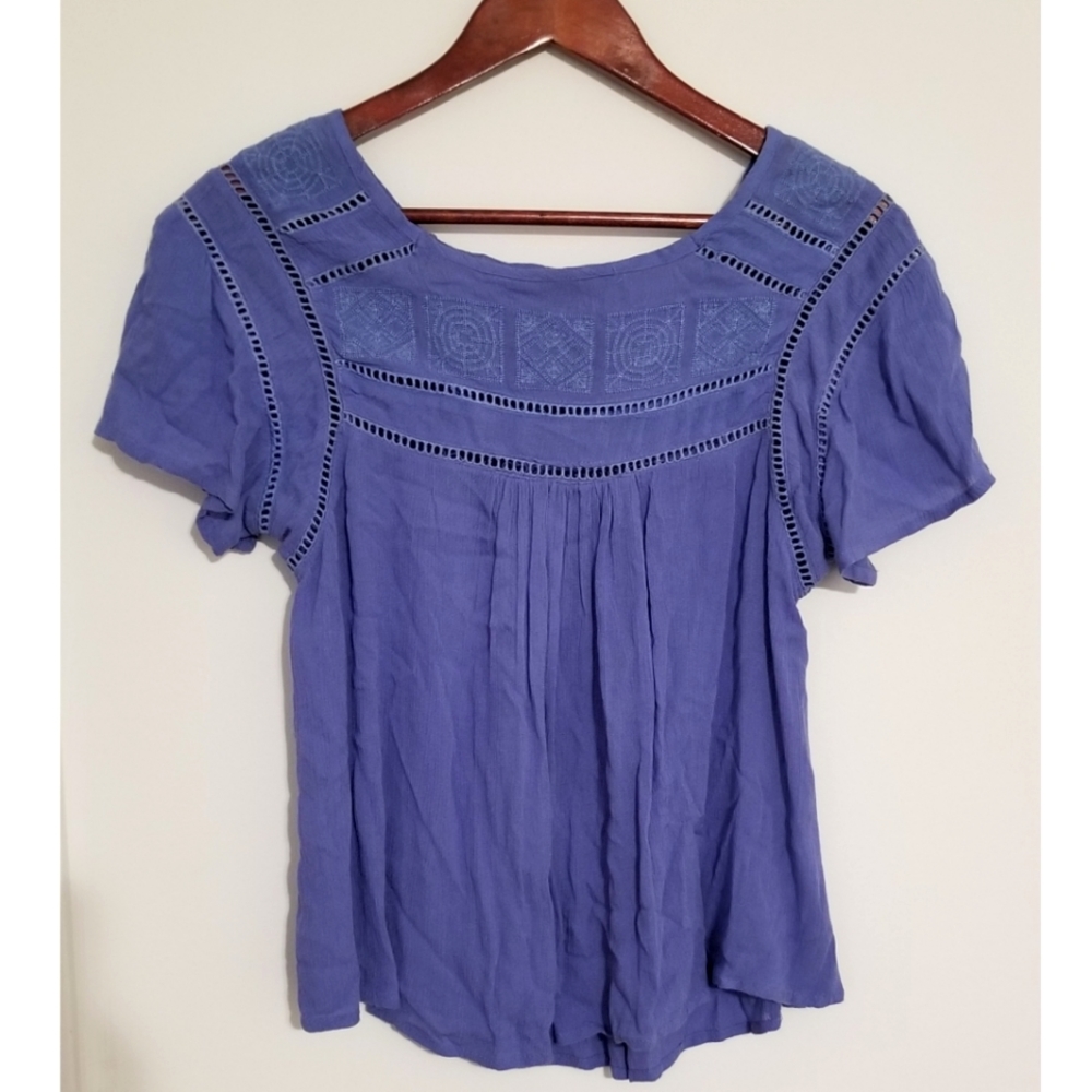 ❤PICK 3/$15❤Romeo & Juliet Couture Blue Short Sleeve Blouse